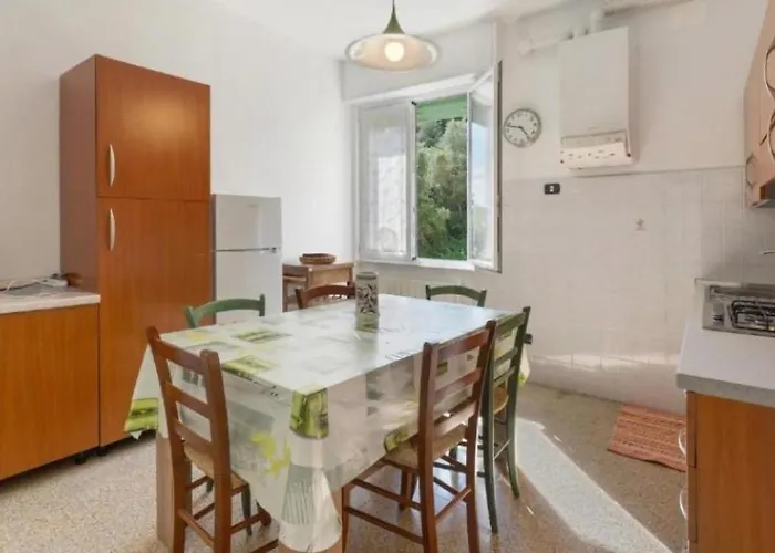 Flats Cinque Terre * Moneglia