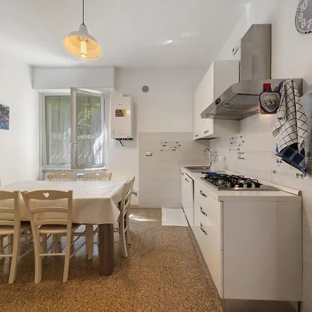 Flats Cinque Terre Moneglia