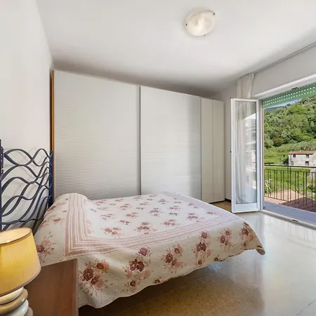 Flats Cinque Terre * Moneglia