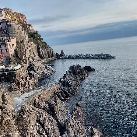 Flats Cinque Terre * Moneglia