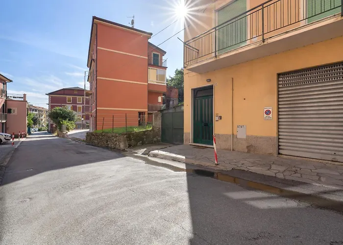 Flats Cinque Terre Moneglia